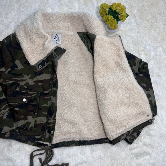 UNIF Sherpa Lined Bomber Jacket size M - Picture 4 of 12